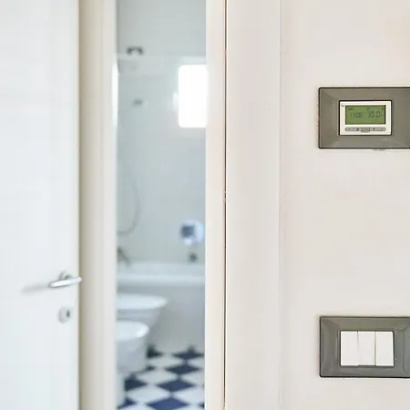 Leonardo Da Vinci's House *